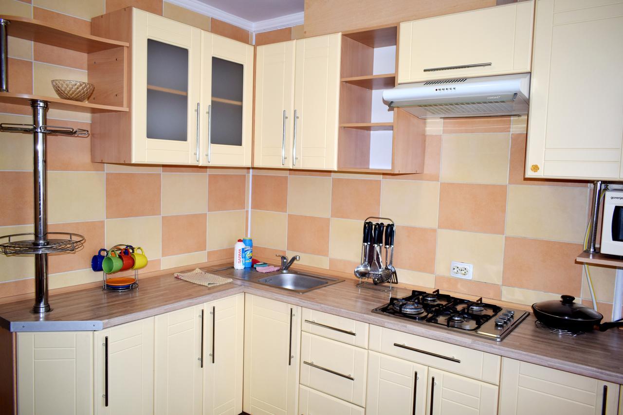 Apartment On Krushelnitskoy 73 Rivne Zewnętrze zdjęcie